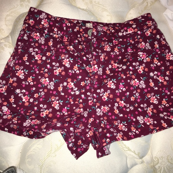 Shorts - Picture 8 of 8